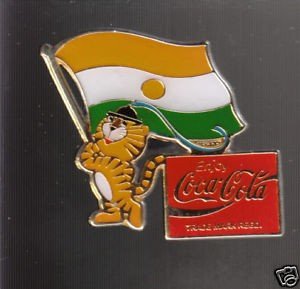 Mascote dos Jogos de Seul-1988 balança bandeira do Níger