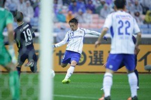Gamba Osaka perdeu para o Sanfrecce Hiroshima durante a Super Copa Japonesa