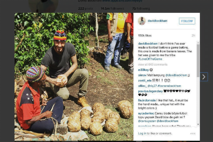 Beckham exibe no Instagram as bolas feitas com folhas de bananeira